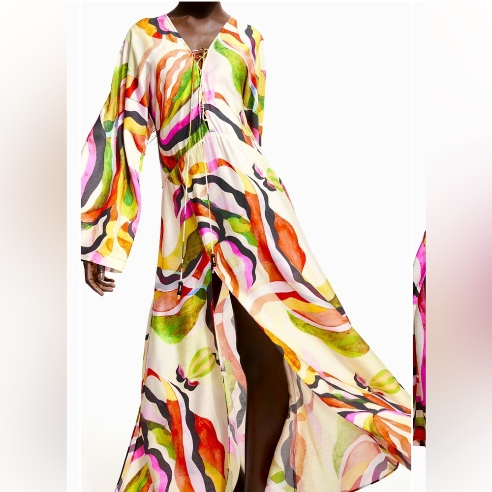 H&M Limited edition collection 2024
Kaftan dress size S. - Picture 3 of 12